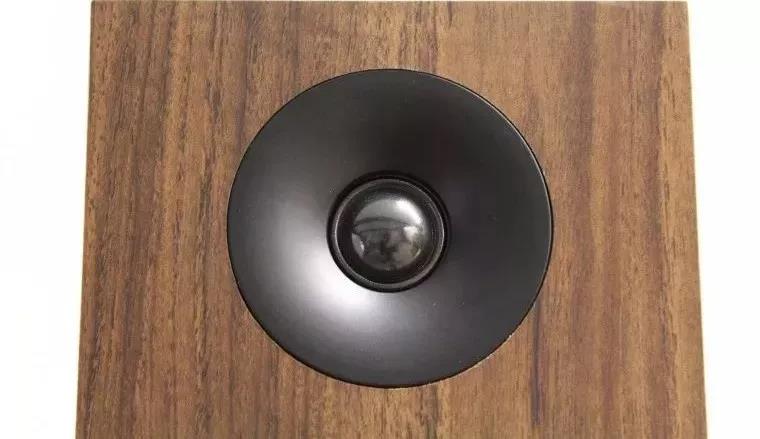 音質出眾，設計典雅——Jamo S809 HCS 5.1家庭影院套裝
